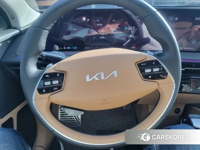 Kia EV6 id 3288618 из Кореи 8