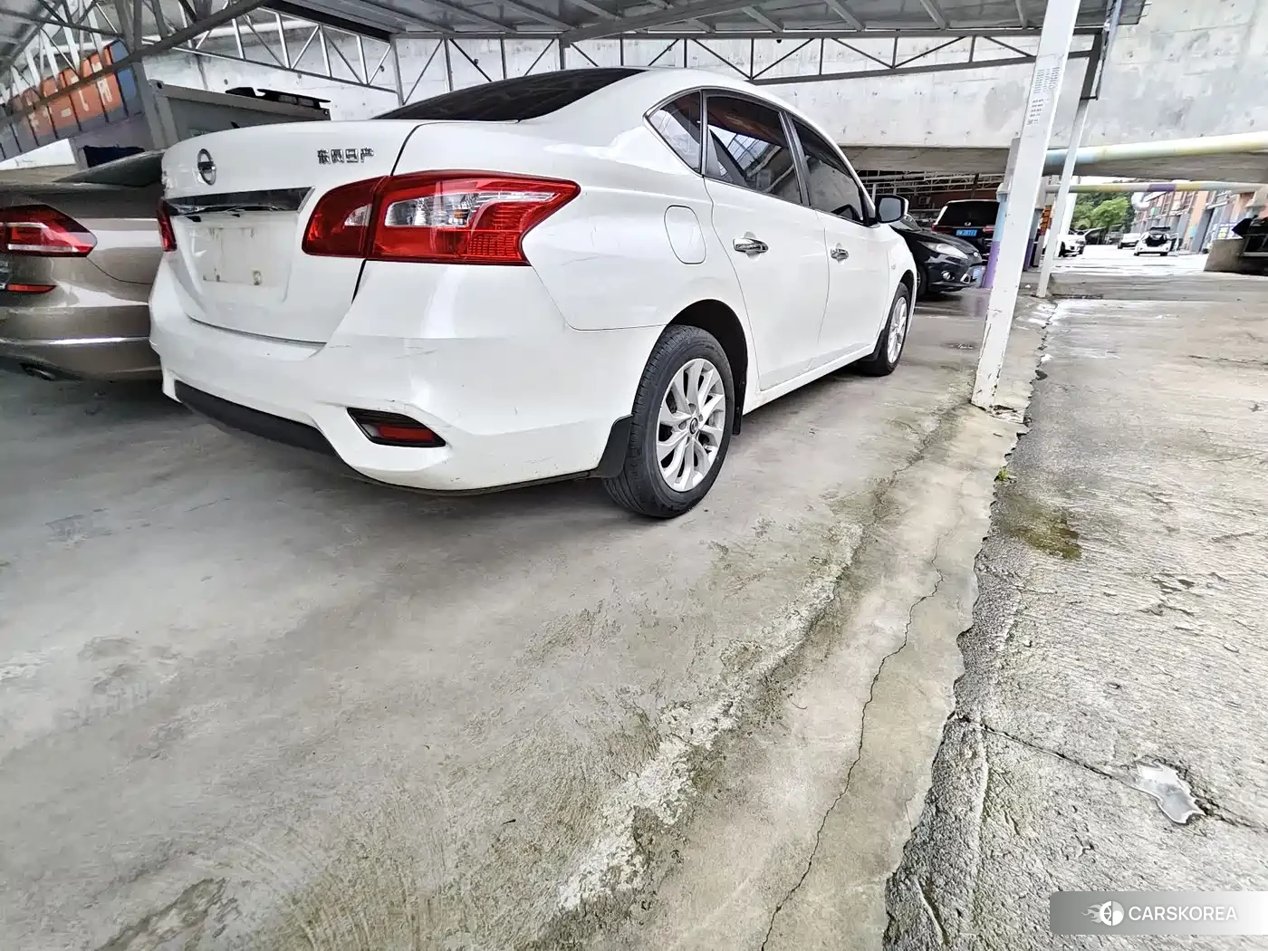 Nissan Sylphy 2022 Белый из Китая, фото 5