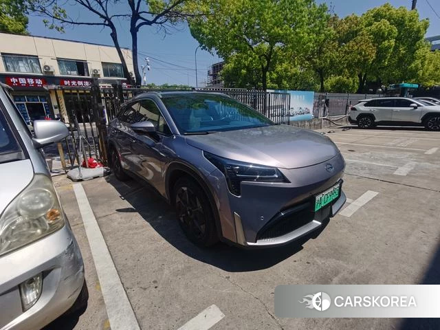 Aian AION LX 2023 Серебристо-серый из Китая, фото 5