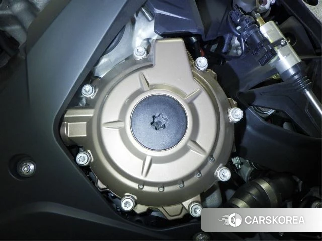 Engine photo