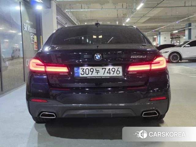 BMW 5 Series (G30) id 4402331 из Кореи 14