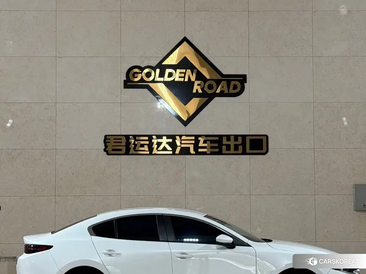 Mazda 3 id 4548035 из Китая 10