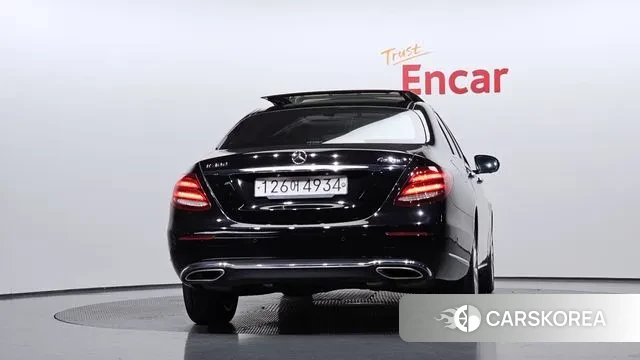 Mercedes-Benz E-Class W213 id 3736622 из Кореи 14