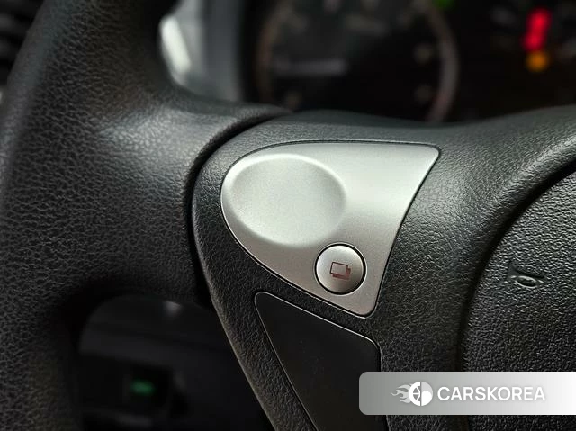 Nissan Xuan Yi id 4264009 из Китая 17