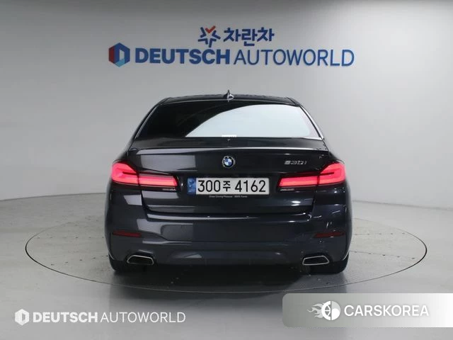 BMW 5 Series (G30) id 4556311 из Кореи 8