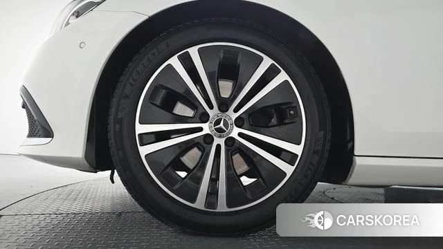 Mercedes-Benz E-Class W213 id 4619661 из Кореи 27