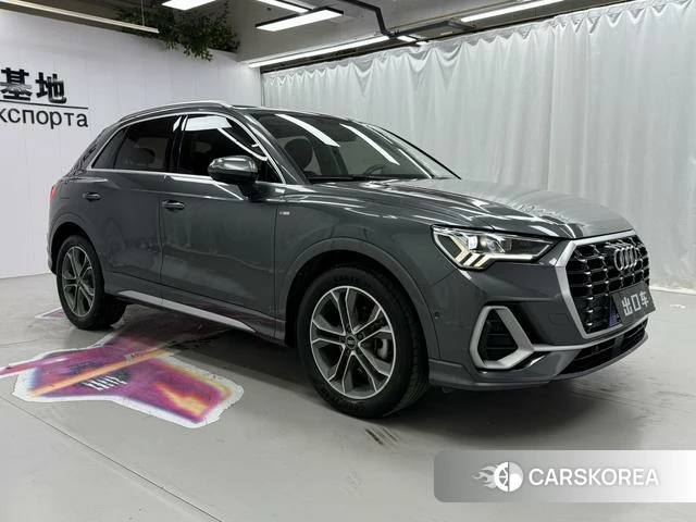 Audi Q3 2021 Темно-серый из Китая, фото 4