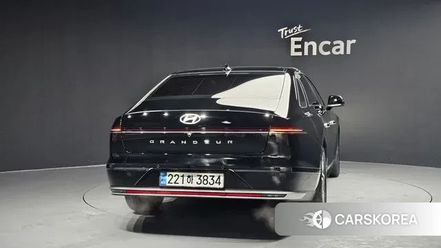 Hyundai Grandeur (GN7) id 3674975 из Кореи 14