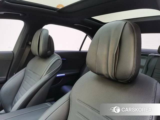 Mercedes-Benz Class C id 4272285 из Китая 17