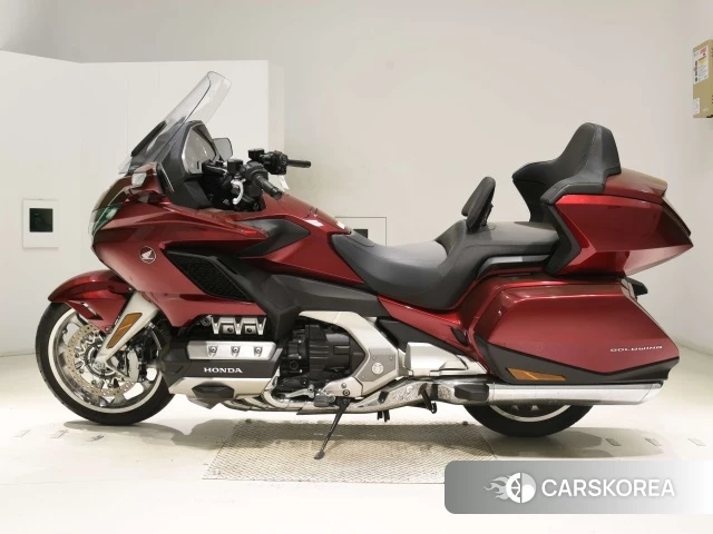Проданный Honda GL1800 TOUR 2020 из Японии