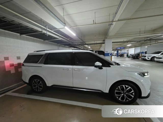 Kia Carnival 4th generation 2023 Белый из Кореи, фото 4