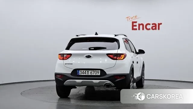 Kia Stonic id 3509192 из Кореи 14