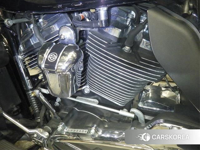 Engine photo