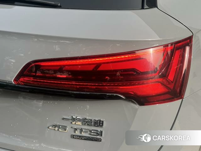 Audi Q5L id 4300421 из Китая 14