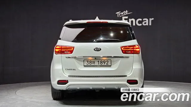 Kia The New Carnival id 2477736 из Кореи 14