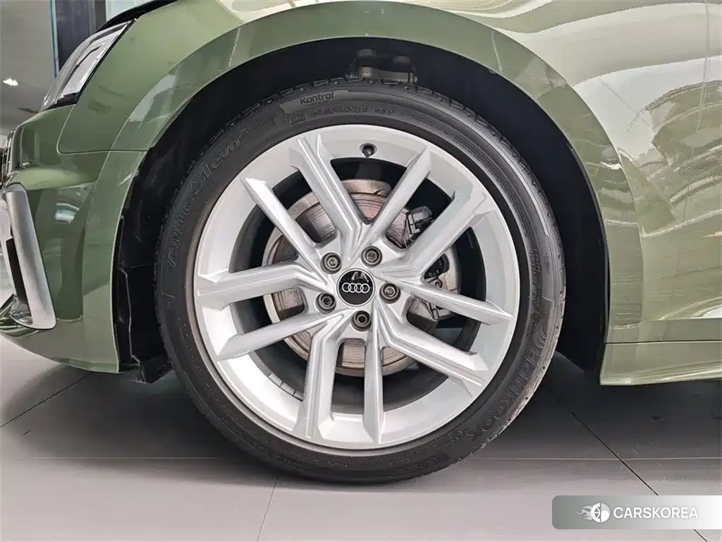 Audi A5 id 4600577 из Китая 10
