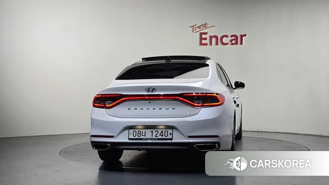 Hyundai Grandeur IG id 4345818 из Кореи 28