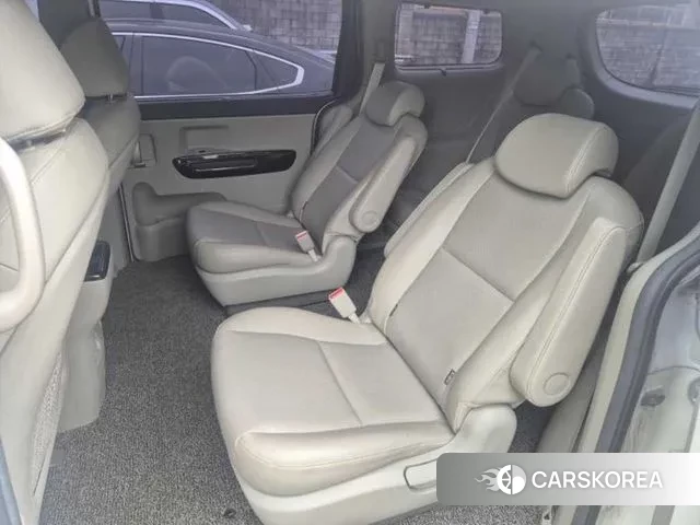 Kia The New Carnival 2019 Белый из Кореи, фото 6