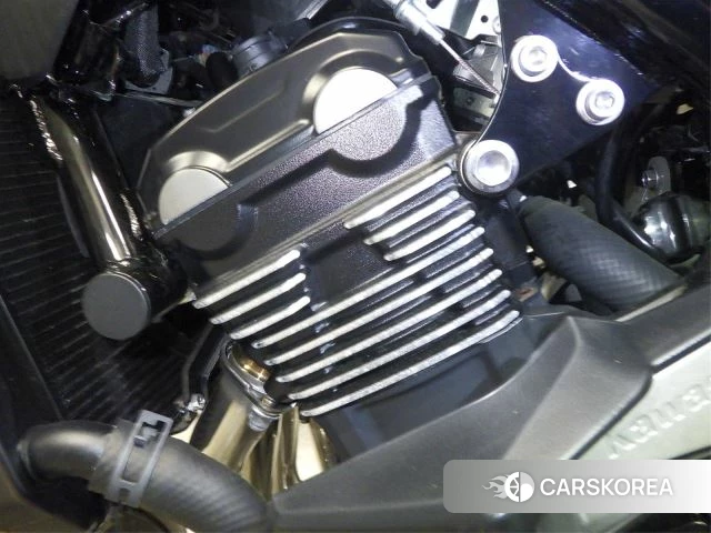 Engine photo