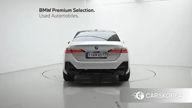 BMW 5 Series (G60) id 3426153 из Кореи 14