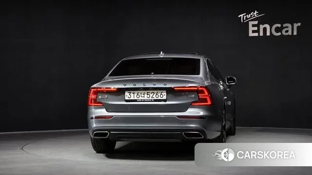 Volvo S60 3rd generation id 3736681 из Кореи 14