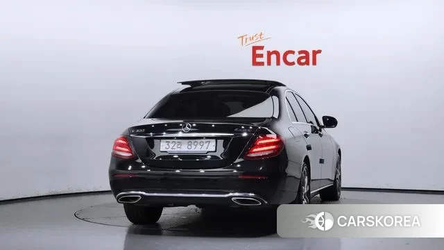 Mercedes-Benz E-Class W213 id 3188266 из Кореи 14