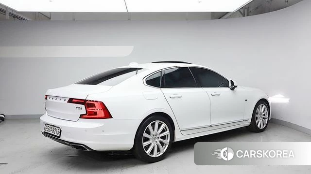 Volvo S60 3rd generation id 4783906 из Кореи 14