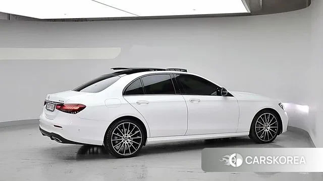 Mercedes-Benz E-Class W213 id 3447506 из Кореи 14