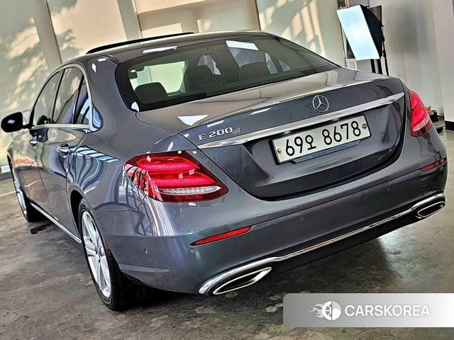 Mercedes-Benz E-Class W213 id 4748338 из Кореи 14