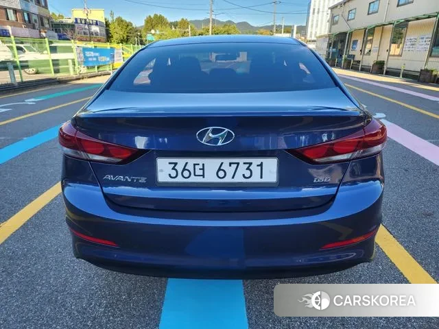 Hyundai Avante AD id 3226999 из Кореи 13