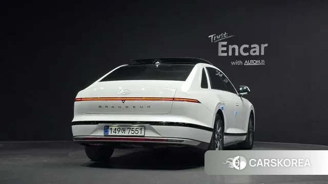 Hyundai Grandeur (GN7) id 3437172 из Кореи 14