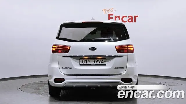 Kia The New Carnival id 2471364 из Кореи 14