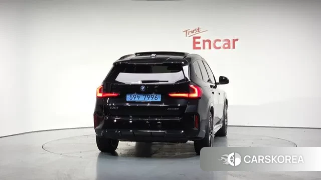 BMW iX1 (U11) id 2883813 из Кореи 14