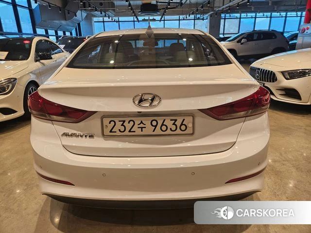 Hyundai Avante AD id 3873842 из Кореи 10