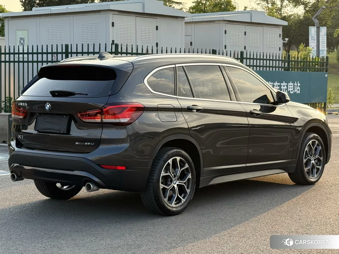 BMW X1 id 4455818 из Китая 11