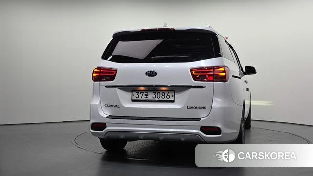 Kia The New Carnival id 4318000 из Кореи 14
