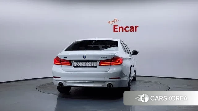 BMW 5 Series (G30) id 3608073 из Кореи 14