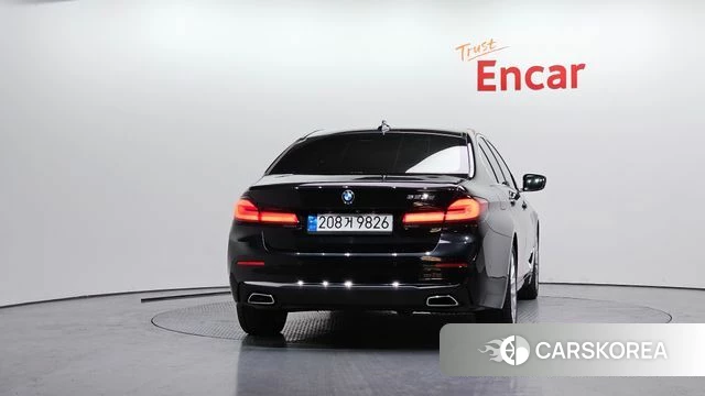 BMW 5 Series (G30) id 3812369 из Кореи 14