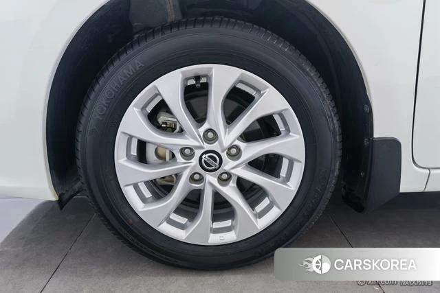 Nissan Xuan Yi id 4290783 из Китая 18