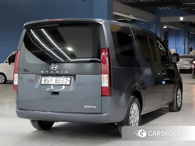 Hyundai Staria id 3741176 из Кореи 14