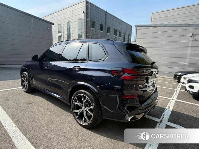 BMW X5 (G05) 2024 Черный из Кореи, фото 5