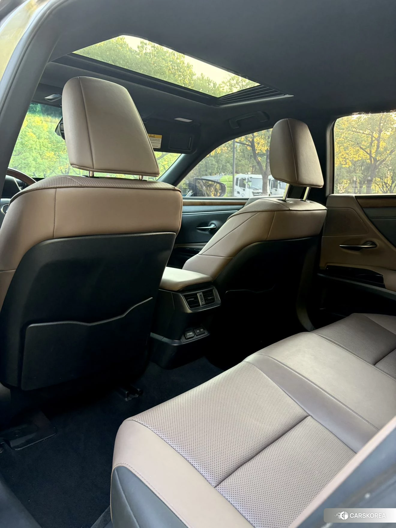 Lexus ES id 4440980 из Китая 13