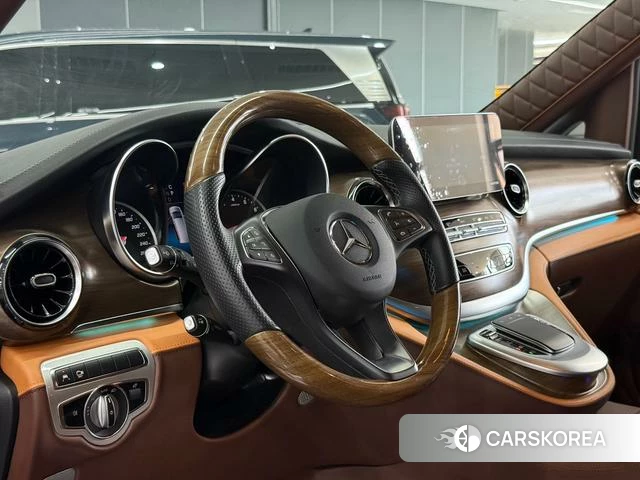 Mercedes-Benz V-class id 4393986 из Китая 17
