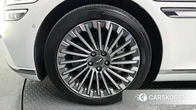 Genesis Electrified G80 (RG3) id 4409670 из Кореи 30