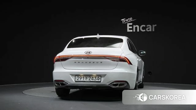 Hyundai The New Grandeur IG id 4609995 из Кореи 28