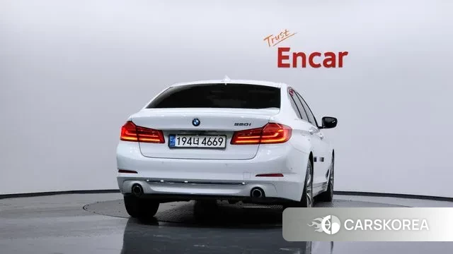 BMW 5 Series (G30) id 3345189 из Кореи 14