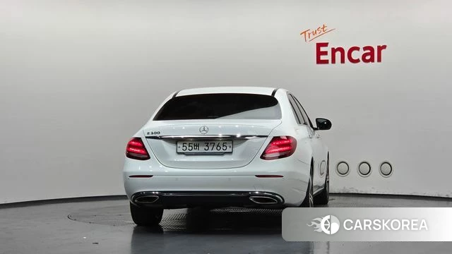 Mercedes-Benz E-Class W213 id 4770593 из Кореи 26