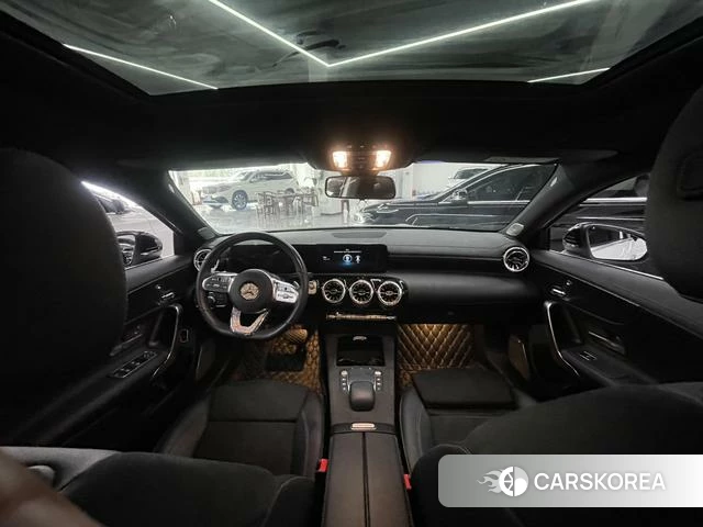 Mercedes-Benz Class A 2021 Белый из Китая, фото 5