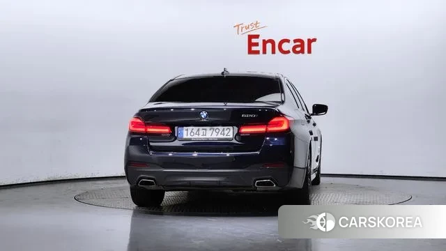 BMW 5 Series (G30) id 3053358 из Кореи 14