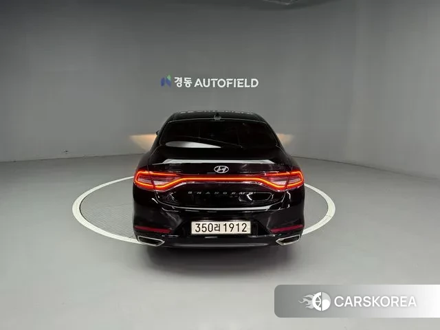 Hyundai Grandeur IG id 3005044 из Кореи 14